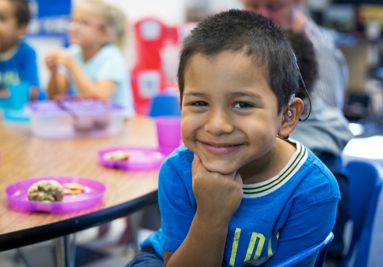 Spanish SpeechLanguage Pathology for Children Who Are Deaf and Hard of